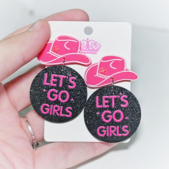 Let's go girls Shania Twain cowgirl hat earrings - Picture 3 of 6